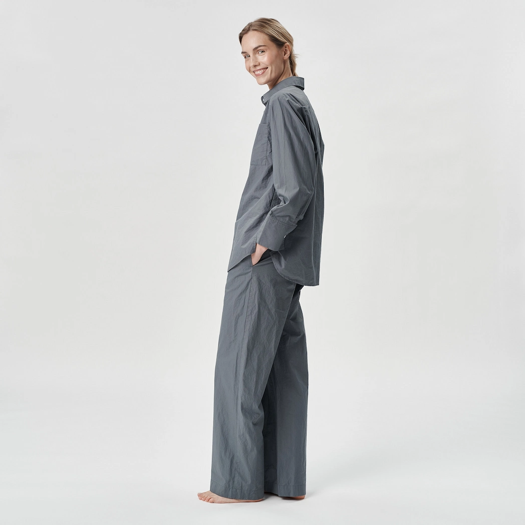 Bedroommood Julija Steponaviciute pyjama dark grey set full side