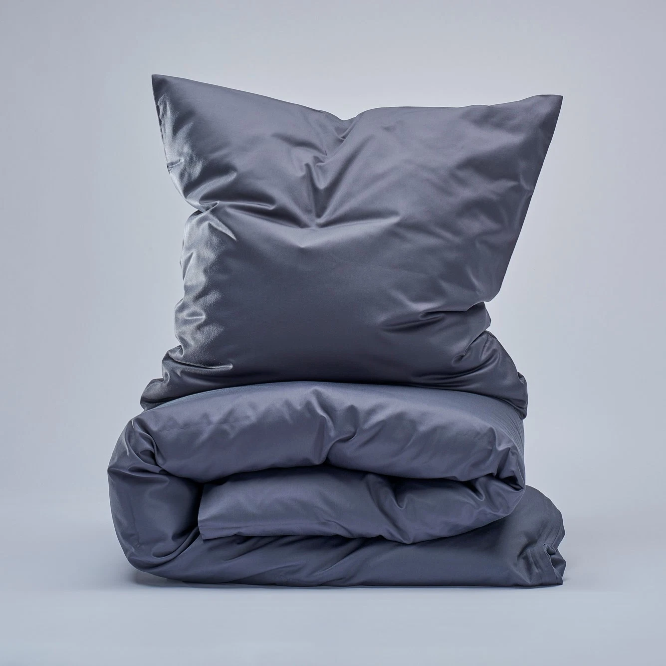 Bedroommood sateen duvet set dark grey