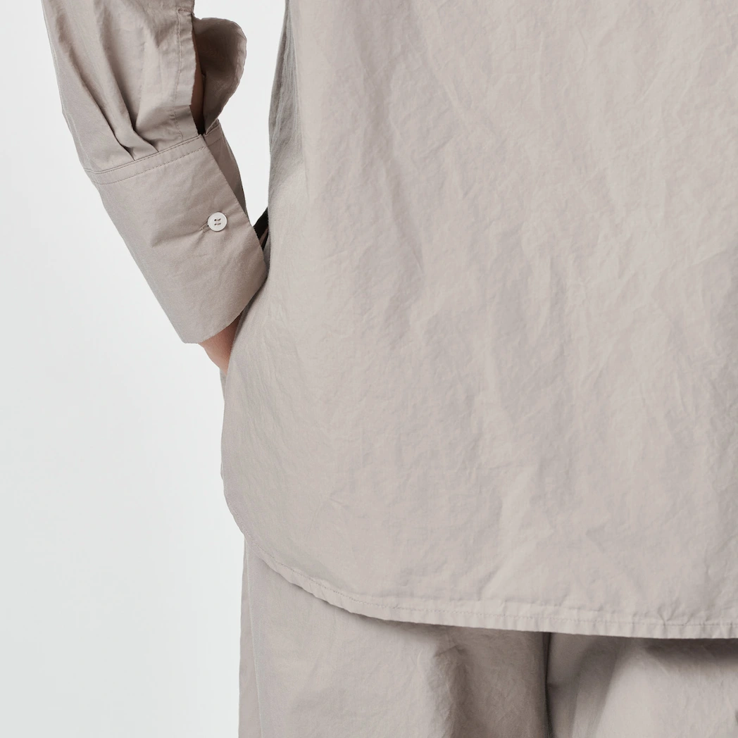 Bedroommood Julija Steponaviciute pyjama taupe close up 1