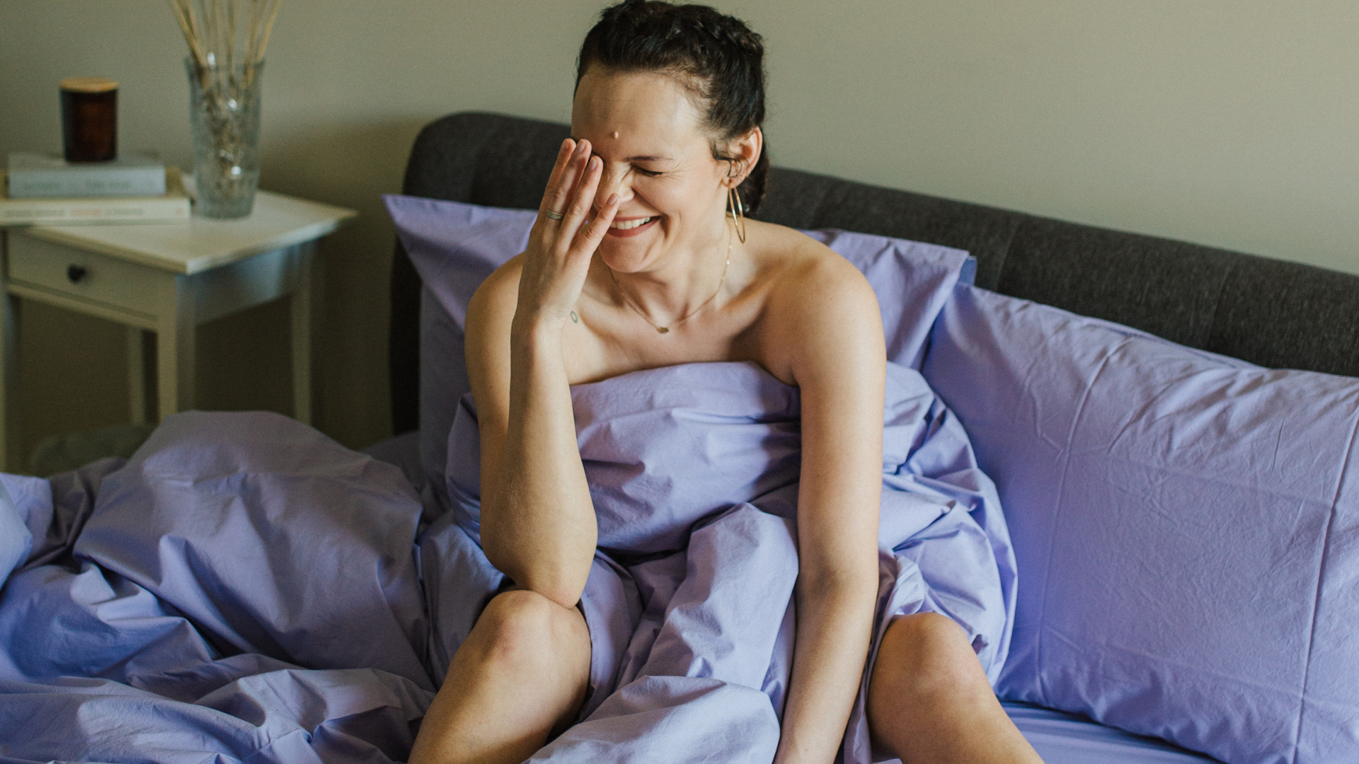 Why It’s Worth Sleeping Naked | Better Sleep & Wellness